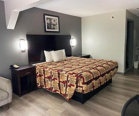 Speedway Inn & Suites 格里芬 外观 照片